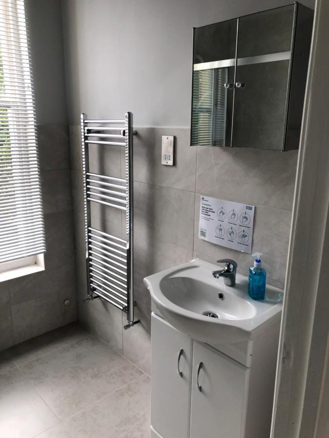 The Hamlet Guest Rooms Фолкстон Екстериор снимка